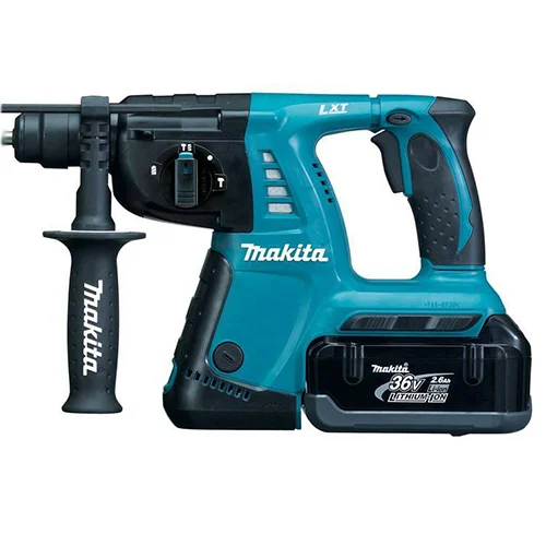 Аккумуляторный перфоратор Makita LXT DHR242RFE - 2.4 Дж — фотография оборудования на белом фоне