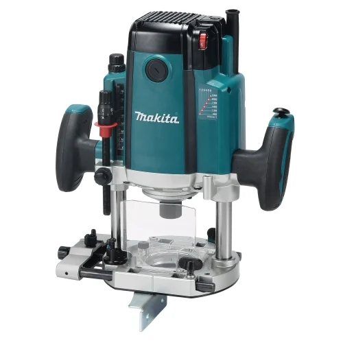 Фрезер Makita RP2303FCX — фотография оборудования на белом фоне