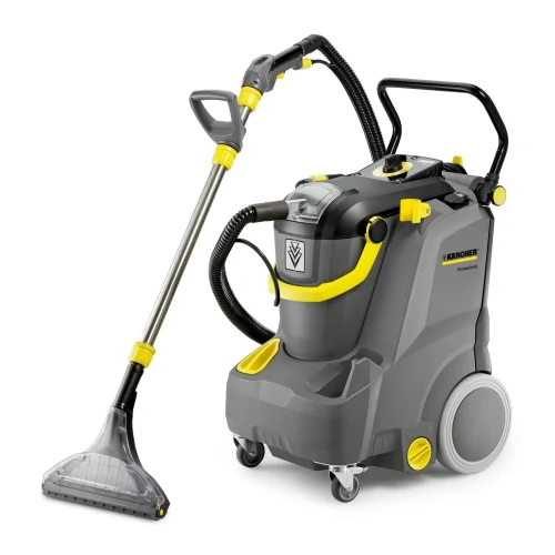 Моющий пылесос Karcher Puzzi 30/4 — фотография оборудования на белом фоне