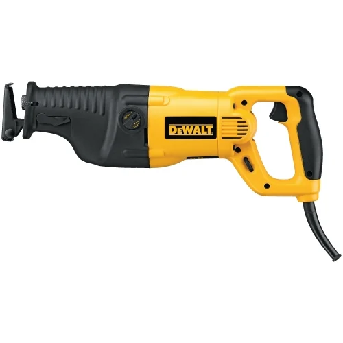 Сабельная пила DeWalt DW311-QS — фотография оборудования на белом фоне